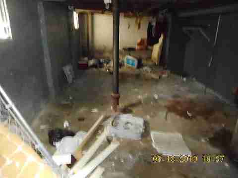 14433 Robson (7)_m.jpg